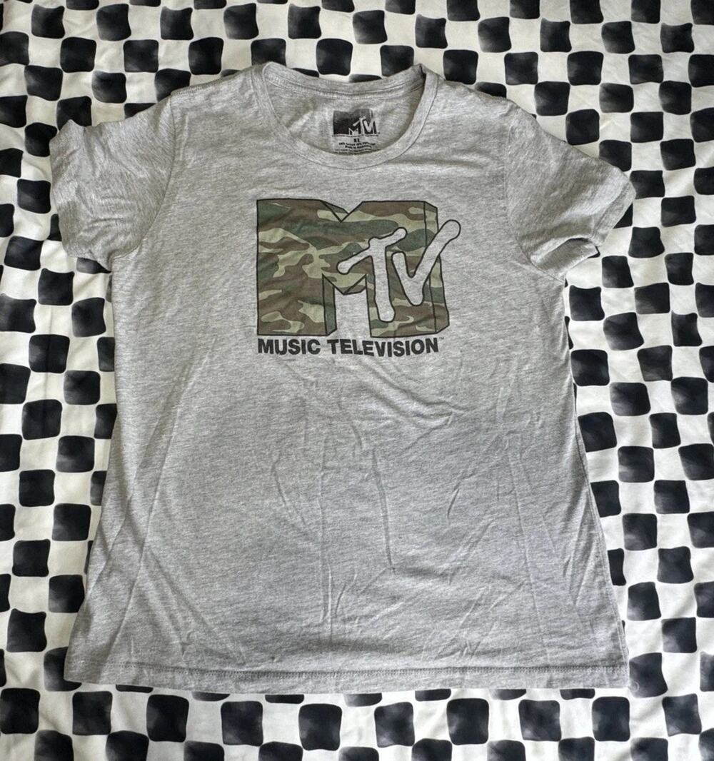MTV Womens XL T Shirt Camo Logo Music Television Gray Graphic Tee Camouflage